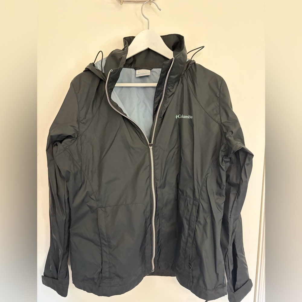 Columbia Woman’s Dark Gray Raincoat